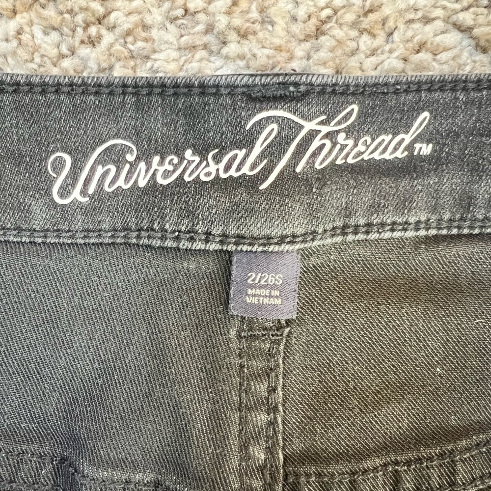 Universal Thread Mid Rise Black Skinny Jeans 🖤 - Picture 6 of 7
